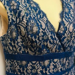 Simply Liliana Dresses Blue and Gold color